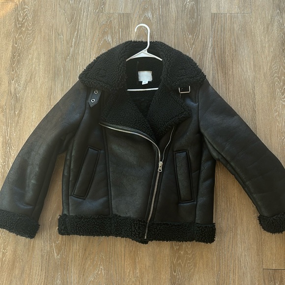 H&M Sherpa Jacket - Picture 1 of 3